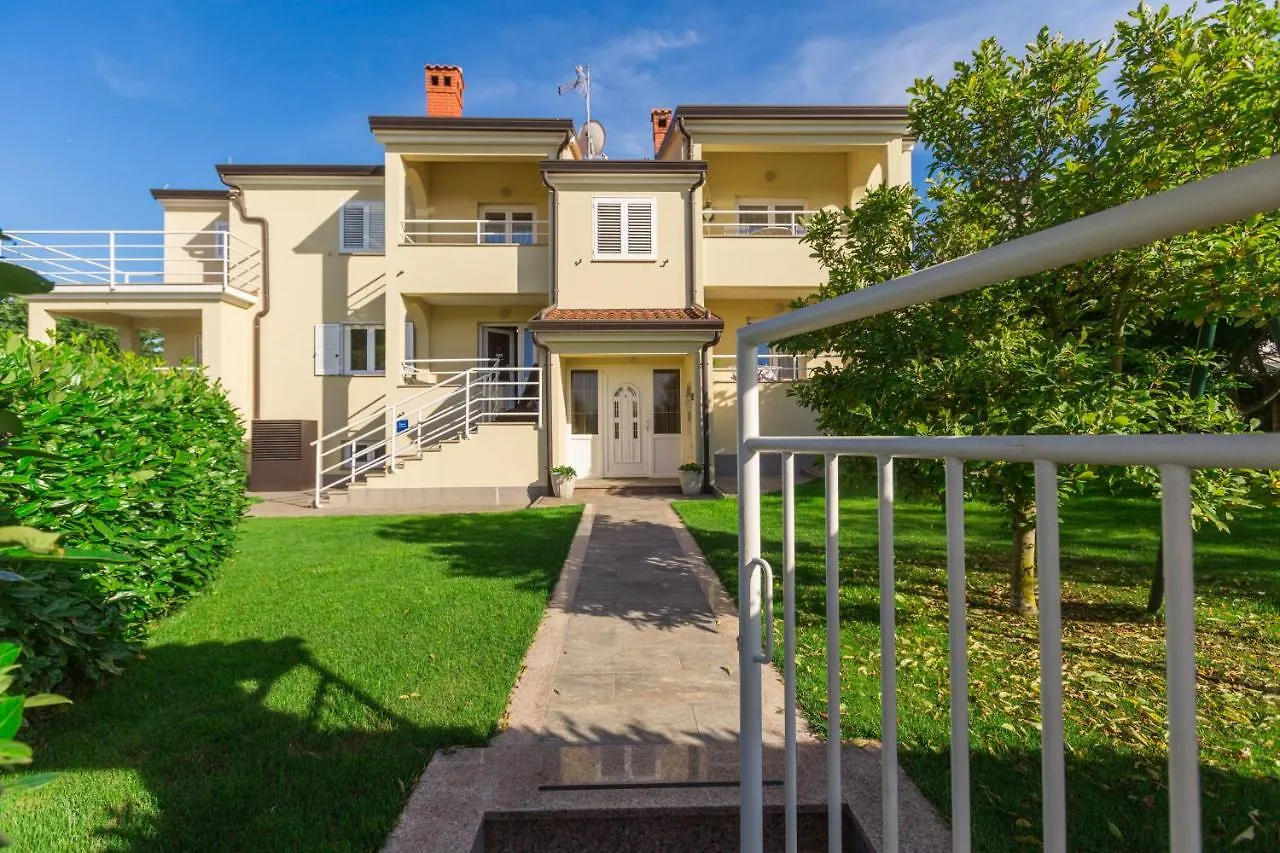 Apartmani Martincic Novigrad  Croatia