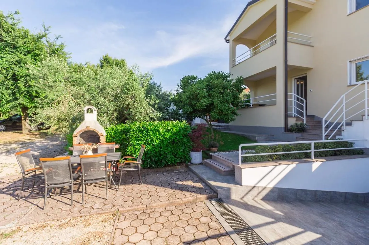 Apartment Apartmani Martincic Novigrad  Croatia