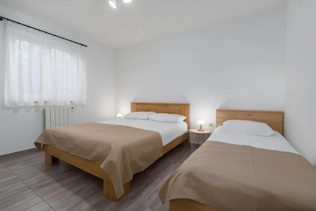 Apartment Apartmani Martincic Novigrad