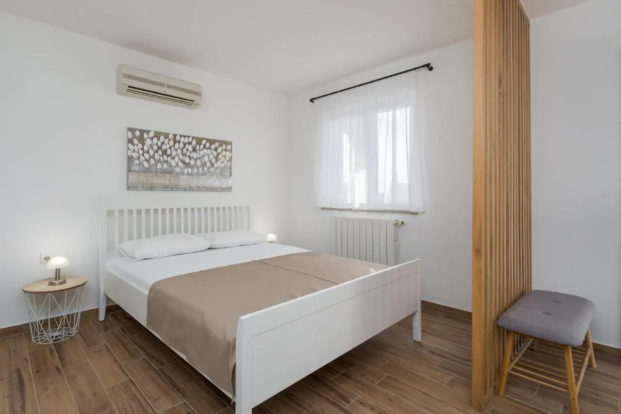 Apartmani Martincic Novigrad  Croatia