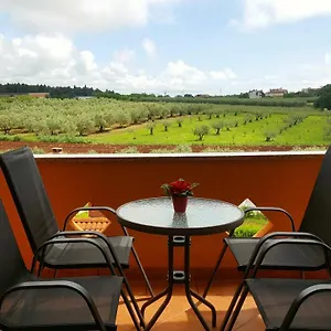 Appartamento The Orange One, Novigrad Istria